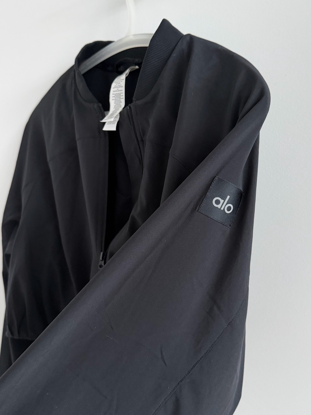 ALO Cropped Black Windbreaker Jacket - Women's - Picture 5 of 6
